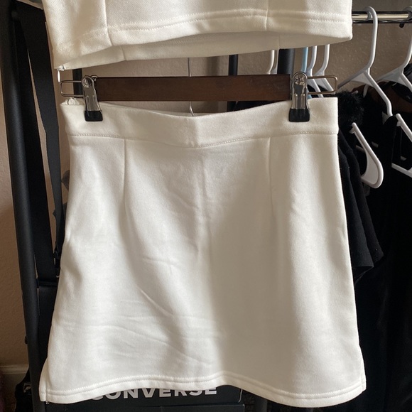 Two piece skirt and polo set - Picture 2 of 5